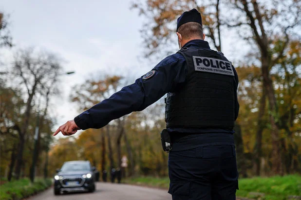 An 81 person's sexual orgy breaks down because of pandemic measures