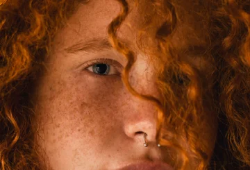 Stop teasing your face without knowing the difference between fat fibers and black spots.
