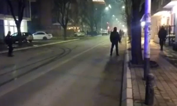 Coups de feu, blessés à Pristina