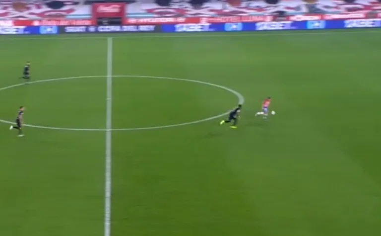 Qu'est-ce qui se passe avec Barcelone ? Deuxième surprise de Grenade en quart de finale de Copa del Rey