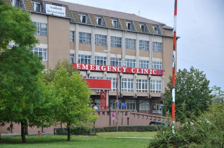 Infektohet me koronavirus drejtori i një klinike në QKUK