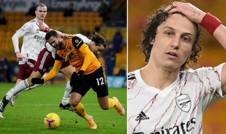 David Louis ' reacción dura después de ser castigado con rojo