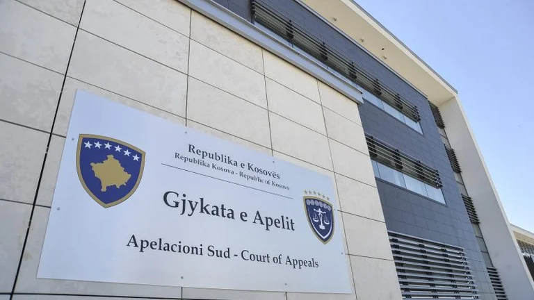 Dy kosovarëve u konfiskohet pasuria rreth 1 milion euro