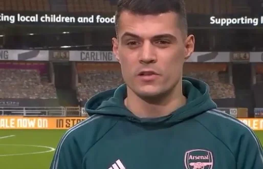 Wolfves 2-1 Arsenal, con esta nota, Granit Jaka fue nombrado