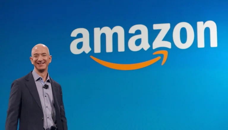Jeff Bezos non sara' piu' il capo di Amazon, ecco chi lo sostituira'.