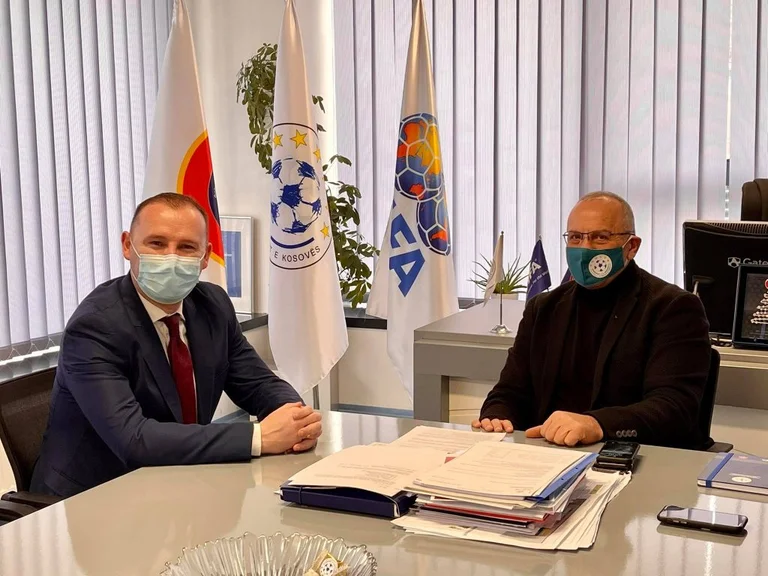 Minister Zemaj meets with FFK President Agim Ademi: Fan returns discussed in stadiums