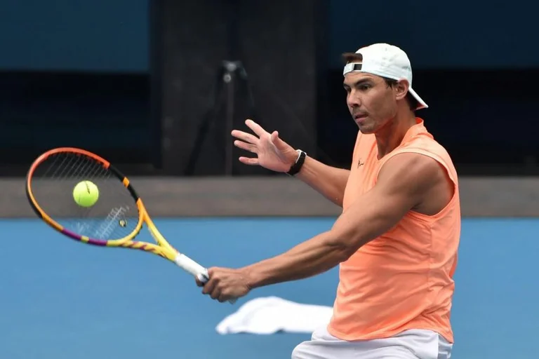 Nadal verletzt, verliert Spiel in Spanien ATP Cup