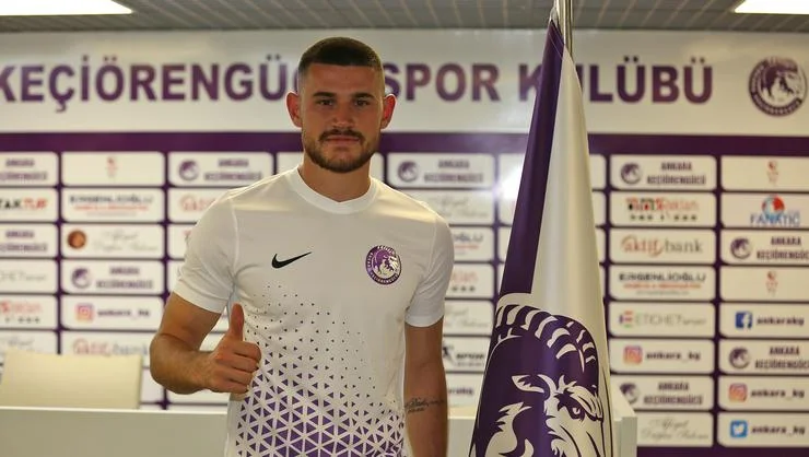 Z YRTAR: Arb Manaj prêté à l'équipe turque Balicirspor