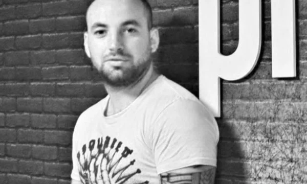 Le tribunal a statué pour l'accusé qui a poignardé Ferizaj, 26 ans.