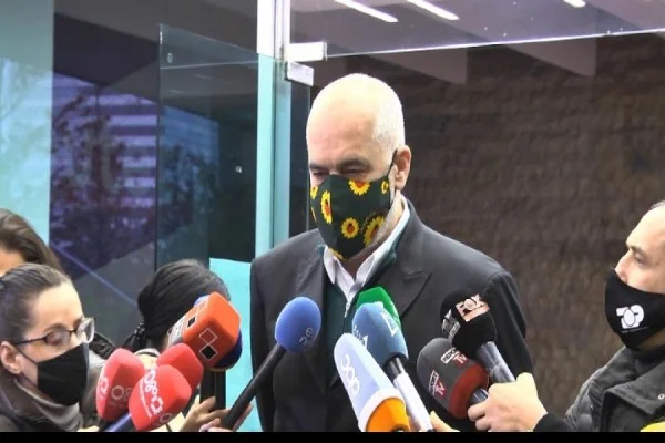 Pfizer vaccines today in Albania, Rama: There will be less than we expected.