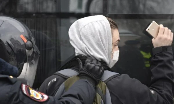 Arrestohet Julia Navalny, gruaja e kritikut të Putinit, Alexei Navalny