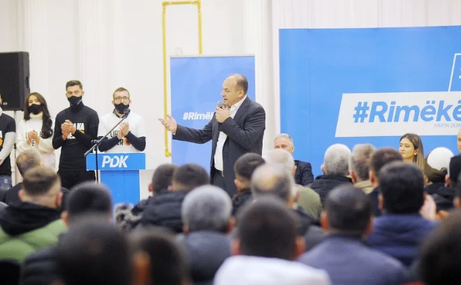 Hoxhaj: Sloganet “guxo” e “krejt dhe drejt” nuk po guxojnë me u përballë me disa huliganë në veri
