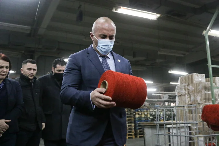 Haradinaj në Gjilan: Programi i AAK-së, parasheh krijimin e politikave lehtësuese për sektorin prodhues