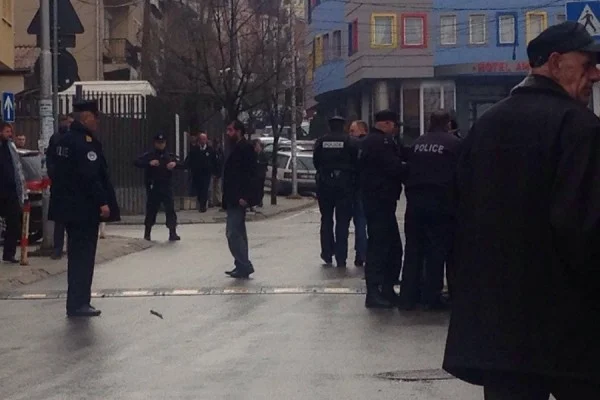 ​Sulmohet fizikisht një zyrtar në Fushë Kosovë