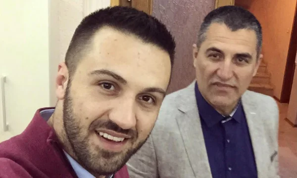 Babai i Albert Krasniqit del sot para Gjykatës