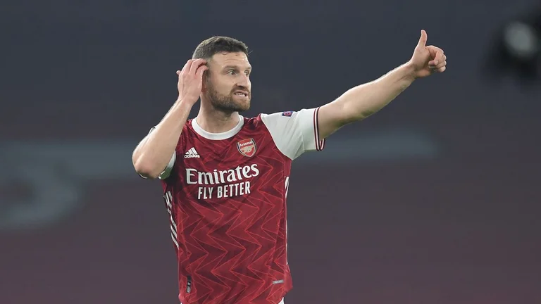 Shkodran Mustafi në bisedime me dy klube gjermane