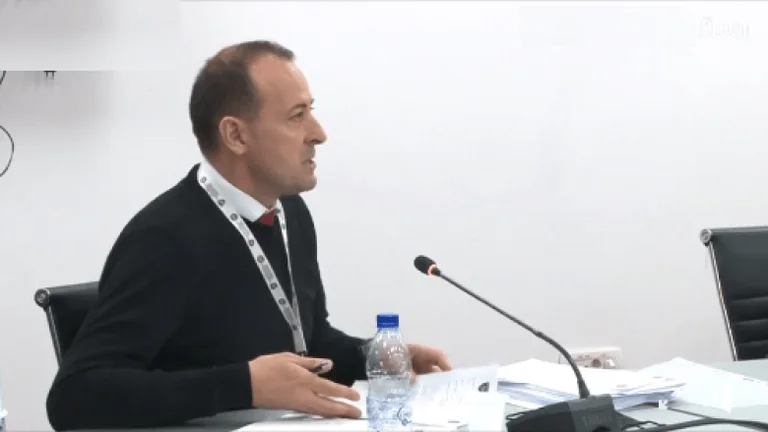 TURP: Buleshkaj, që rekomandoi certifikimin e Kurtit, godet dikë me këngë të Unikkatilit