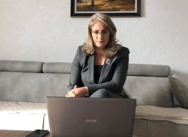 Haxhiu e AAK’së zotohet për përkrahje të pensionistëve