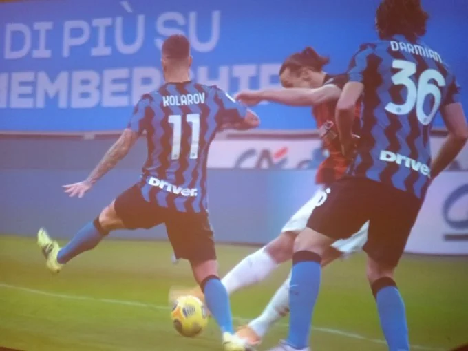 Shënon ZLATAN IBRAHIMOVIC, Milani në epërsi