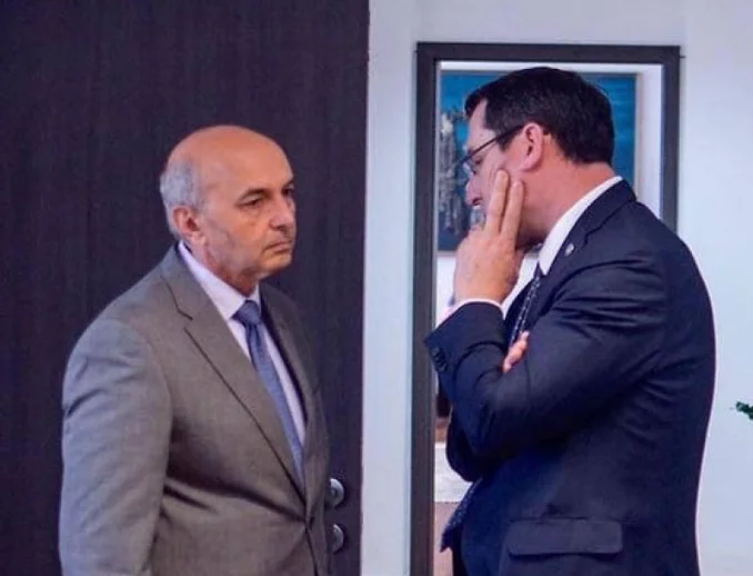 Gecaj për VV-në: E kanë bërë lomsh, tjetër nuk dinë