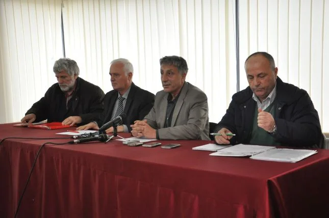 Më në fund SBAShK-u të qetë: Pajtohen që shtesat në arsim të jenë më të vogla se 100 euro