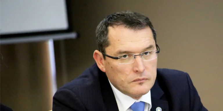 Gecaj i LDK-së, deputetit të VV-së: Shteti është shtet edhe kur ‘thikat mbi harta’, të japin siklet