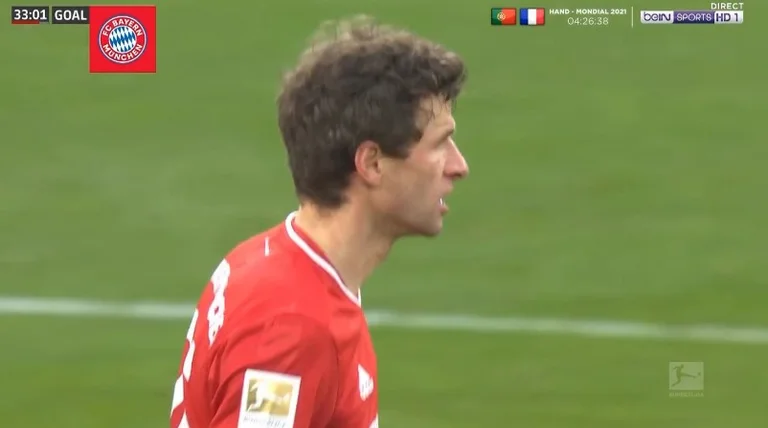 Muller shënon me kokë, ia humb busullën portierit
