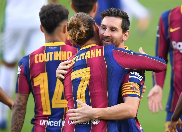 Elche – Barcelona, formacionet zyrtare