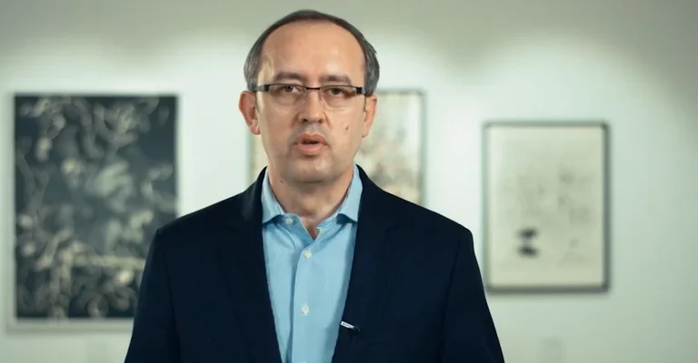 LDK-ja prezanton slloganin e saj: Shtet pa presje, me pikë