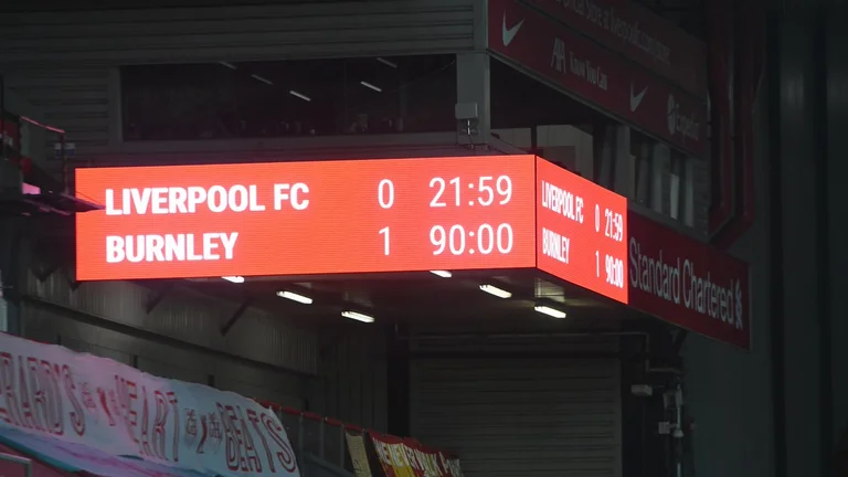 As if it wasn't enough last night, Burnley still makes fun of Liverpool today.