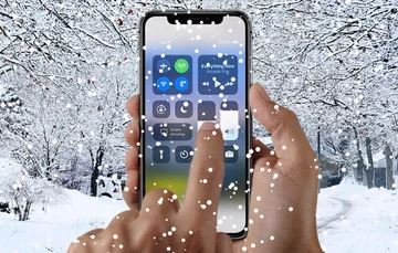 Why shouldn't you use the iPhone outside when temperatures are below zero?
