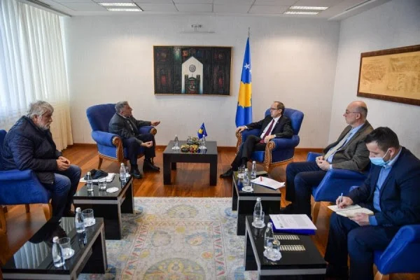 Government, SBASK reach agreement on collective contract, expected to be signed today