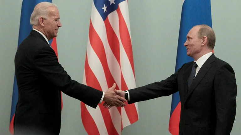 Kremlin: Russia to strive to establish good relations with US