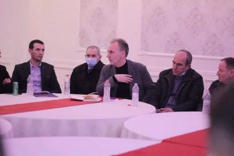 Limaj meets doctors, athletes and young people in Malisevo, clears up his project for February 14th elections