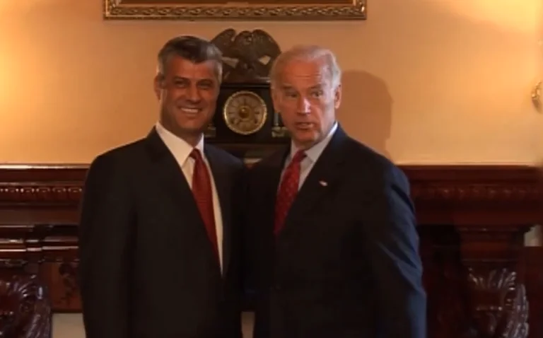 Fundación para el ex presidente: Biden.