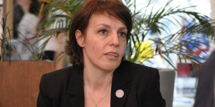 Donika Gervala explique pourquoi elle a rejoint la liste de Vetevendosje