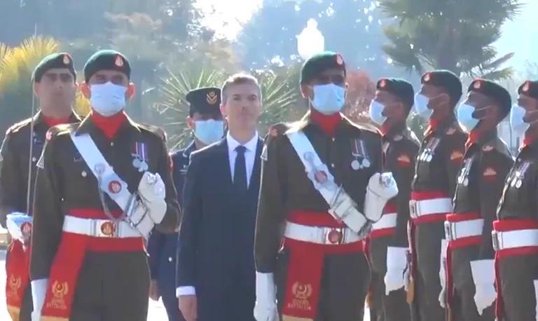 Il presidente del Pakistan ospita l'ambasciatore del Kosovo con grande cerimonia