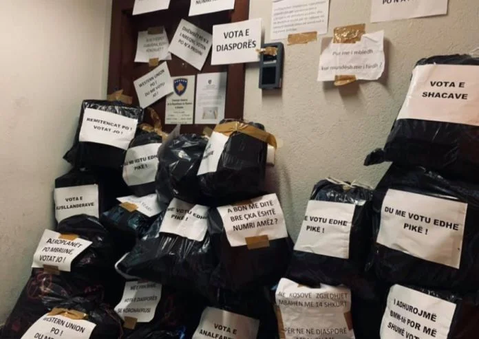 Exiles in Switzerland block Kosovo Consulate with garbage bags: Shacca Vote