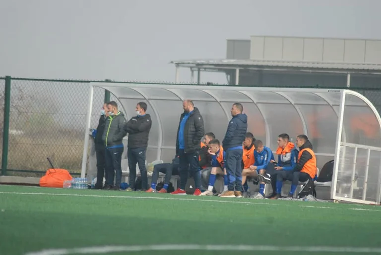 Yesterday he moved to a club, today he's introduced to the next one. This isn't the first time this happened in Kosovo.