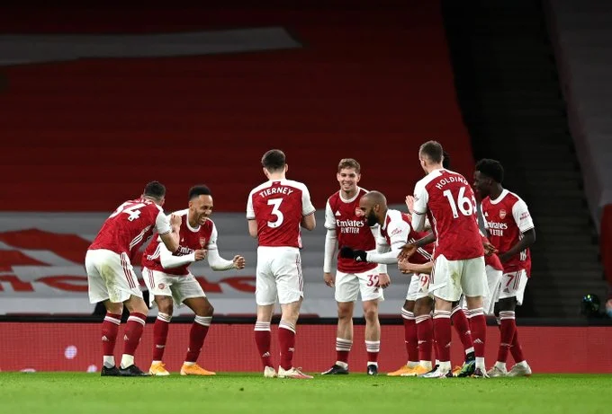Arsenal returns victory, defeats Newcastle United