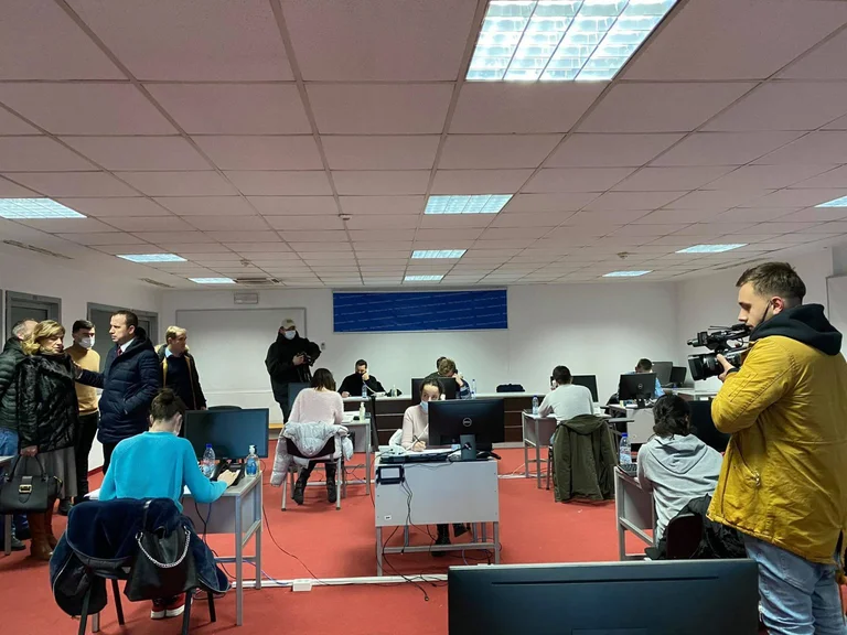 Daka visits call center: The process is complicated, criticism is malicious