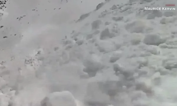 Fate in disaster, 25-year-old snow avalanche captures and saves, recorded everything