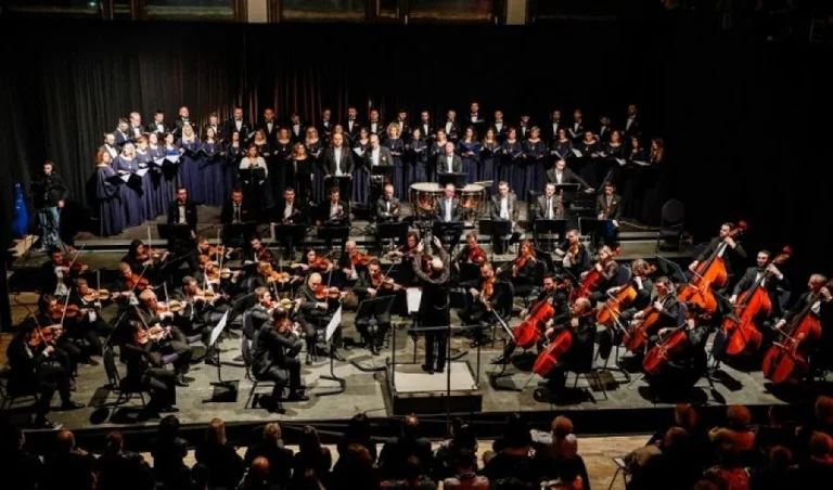 Kosovo Philharmonic ehrt “Januars Haar 2021”