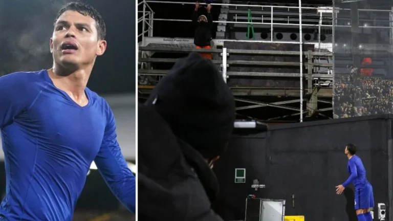 Er gab dem Fan dem Stadionarbeiter, der FC Chelsea-Fußballspieler kann eine Strafe aus der Föderation, deshalb