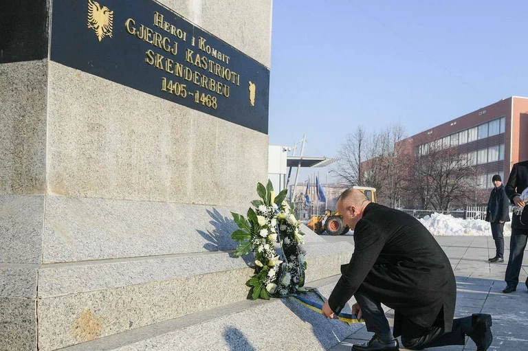 Ramush Haradinaj erinnert Skenderbehu an: Es ist ein Fall der Reflexion über nationale Gefühle