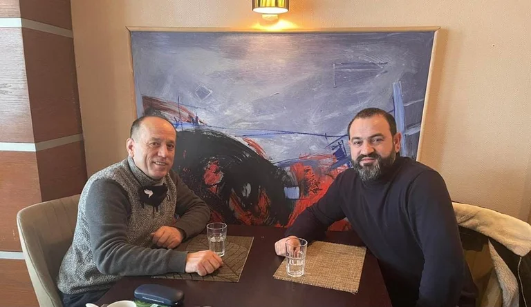 Rinomato attore del Kosovo da Initiative passa a PDK
