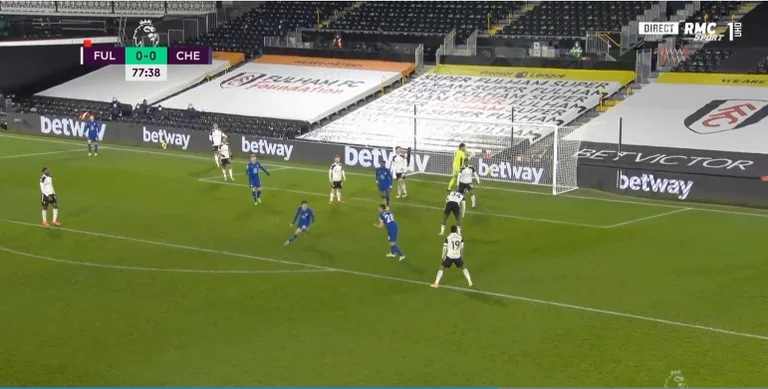 Enfin, Chelsea parvient à marquer contre Fulham avec dix joueurs, Mason Moon le héros