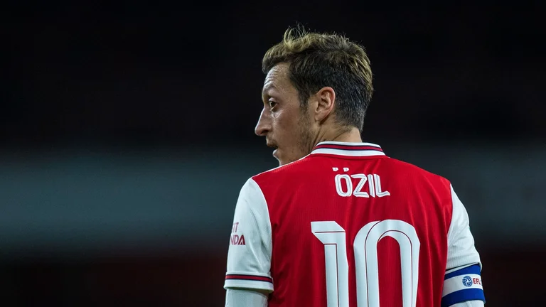 Ozil-Arsenal: l'accord de déconnexion du traité enfin