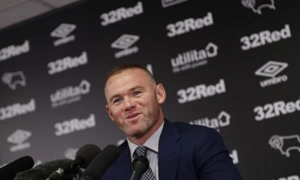 Rooney ist der permanente Coach von Derby County, der seine Karriere beendet.