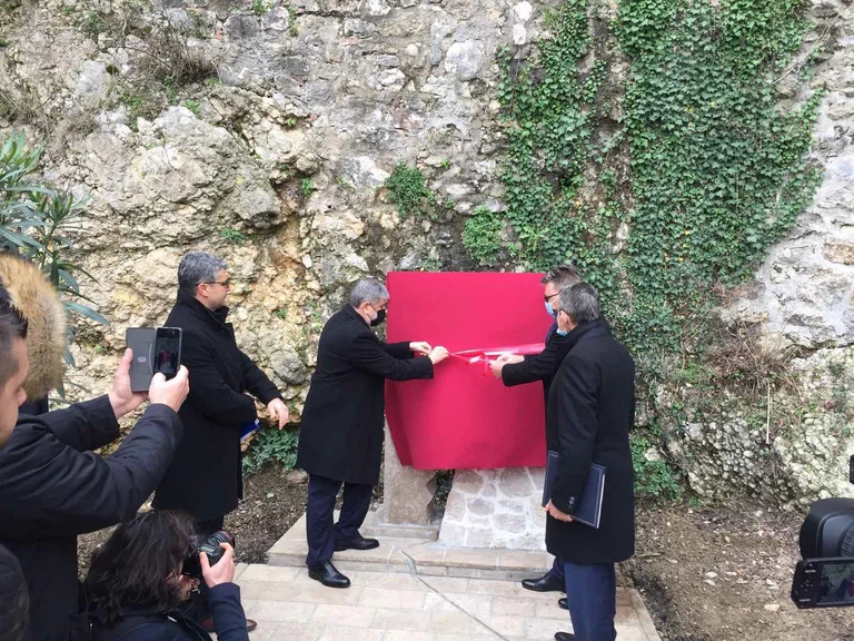 Kosovo, Kroatien Botschafter fördert Denkmal für Erdbebenopfer in Ulcinj